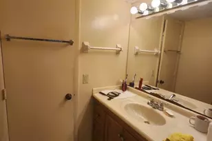 5851 NW 62nd Ave, Tamarac, FL 33319 - Photo 7