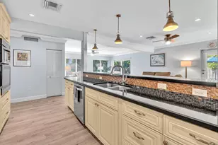 3204 Beacon St, Pompano Beach, FL 33062 - Photo 13