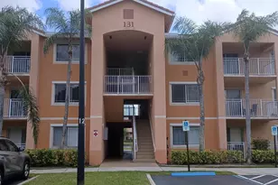 131 SW Palm Dr, Port Saint Lucie, FL 34986 - Photo 1