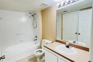 131 SW Palm Dr, Port Saint Lucie, FL 34986 - Photo 17