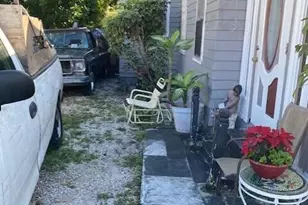 102 NW 28th Way, Fort Lauderdale, FL 33311 - Photo 3