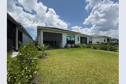 187 SE Via Sangro, Port Saint Lucie, FL 34952 - Photo 31