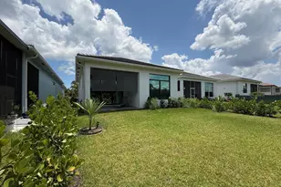 187 SE Via Sangro, Port Saint Lucie, FL 34952 - Photo 31