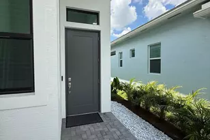 187 SE Via Sangro, Port Saint Lucie, FL 34952 - Photo 3