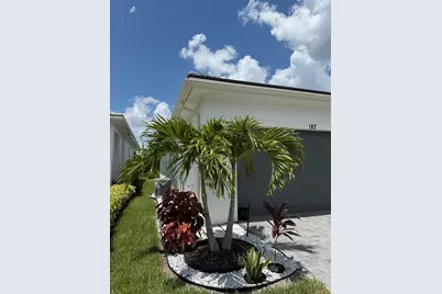 187 SE Via Sangro, Port Saint Lucie, FL 34952 - Photo 29