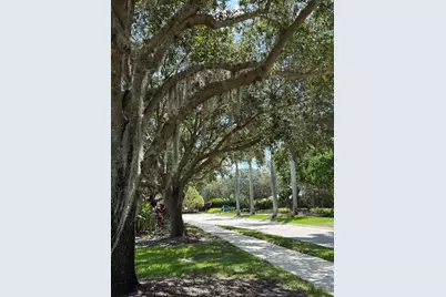 187 SE Via Sangro, Port Saint Lucie, FL 34952 - Photo 45
