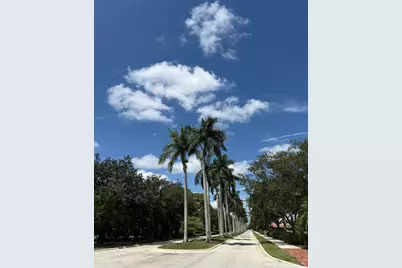187 SE Via Sangro, Port Saint Lucie, FL 34952 - Photo 39