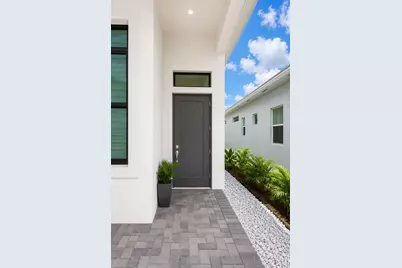 187 SE Via Sangro, Port Saint Lucie, FL 34952 - Photo 25