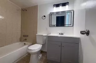 889 Riverside Dr, Fort Lauderdale, FL 33312 - Photo 5