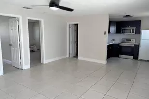 564 Holly Dr, Palm Beach Gardens, FL 33410 - Photo 9