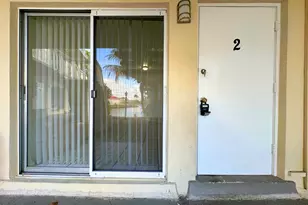 519 W Kalmia Dr, West Palm Beach, FL 33403 - Photo 1