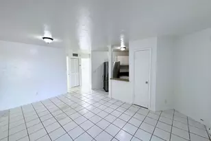 519 W Kalmia Dr, West Palm Beach, FL 33403 - Photo 11