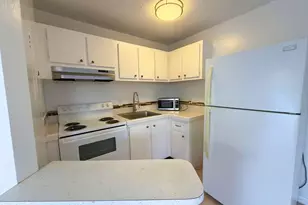 519 W Kalmia Dr, Lake Park, FL 33403 - Photo 9