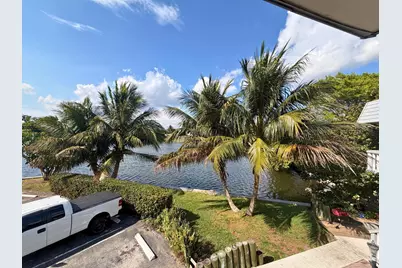 519 W Kalmia Drive #1, Lake Park, FL 33403 - Photo 3