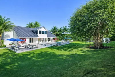 8389 SE Woodcrest Place, Hobe Sound, FL 33455 - Photo 23