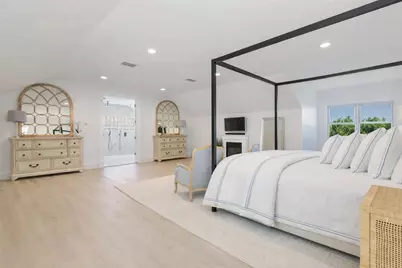 8389 SE Woodcrest Place, Hobe Sound, FL 33455 - Photo 11