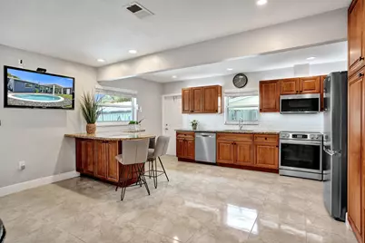 4681 SW 42nd Avenue, Fort Lauderdale, FL 33314 - Photo 15