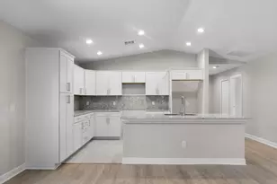 41 La Villa Way, Fort Pierce, FL 34951 - Photo 3