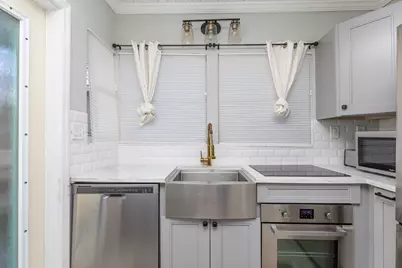 232 SW 12th Avenue, Fort Lauderdale, FL 33315 - Photo 17