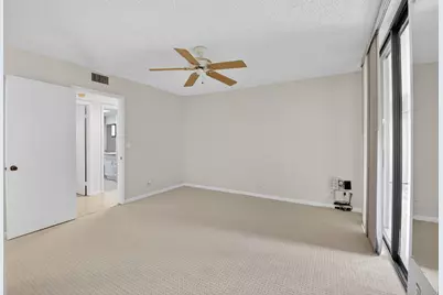 5100 Las Verdes Circle #215, Delray Beach, FL 33484 - Photo 17