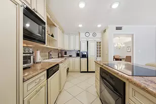 2701 Ocean Dr, Vero Beach, FL 32963 - Photo 19