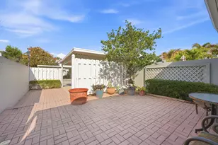2701 Ocean Dr, Vero Beach, FL 32963 - Photo 37
