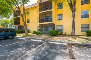 490 NW 20th St, Boca Raton, FL 33431 - Photo 17