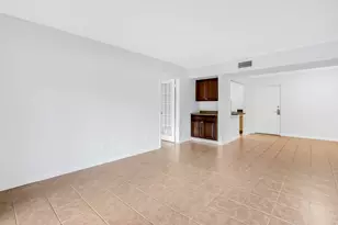 490 NW 20th St, Boca Raton, FL 33431 - Photo 9