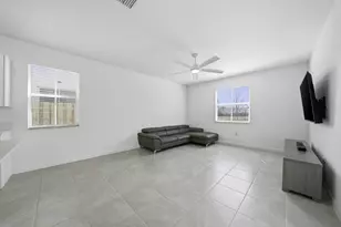 2324 NW 130th St, Miami, FL 33167 - Photo 11