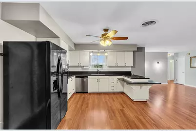 7313 Oakmont Drive, Lake Worth, FL 33467 - Photo 9