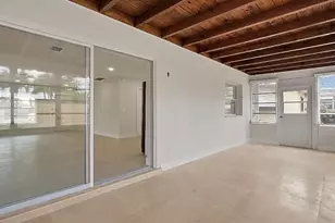 219 SE 13th St, Deerfield Beach, FL 33441 - Photo 13