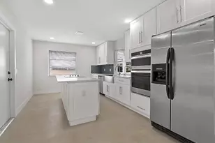 219 SE 13th St, Deerfield Beach, FL 33441 - Photo 5