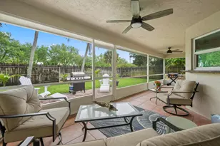 1064 Raintree Ln, Wellington, FL 33414 - Photo 27