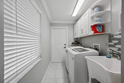 1064 Raintree Lane, Wellington, FL 33414 - Photo 25