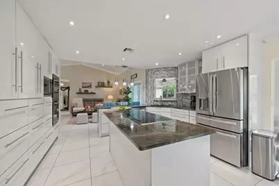 1064 Raintree Lane, Wellington, FL 33414 - Photo 13