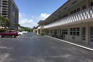 2001 S Ocean Dr, Hallandale Beach, FL 33009 - Photo 13
