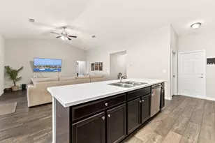 2186 SW Imperial St, Port Saint Lucie, FL 34987 - Photo 15