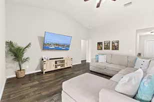 2186 SW Imperial St, Port Saint Lucie, FL 34987 - Photo 15