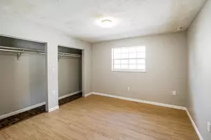 8460 Southampton Dr, Miramar, FL 33025 - Photo 13