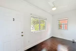 518 Biscayne Dr, West Palm Beach, FL 33401 - Photo 13