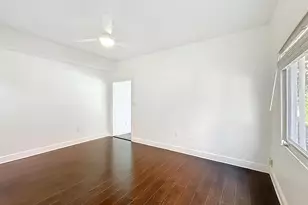 518 Biscayne Dr, West Palm Beach, FL 33401 - Photo 17