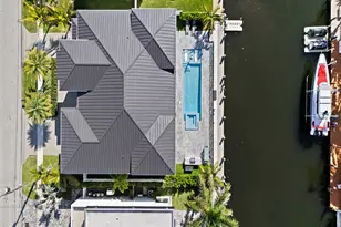 2420 NE 48th St, Lighthouse Point, FL 33064 - Photo 45