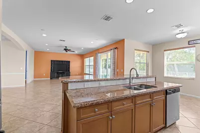 9723 Phipps Lane, Wellington, FL 33414 - Photo 9