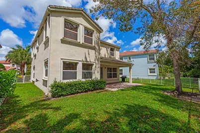 9723 Phipps Lane, Wellington, FL 33414 - Photo 35