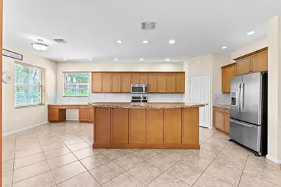 9723 Phipps Lane, Wellington, FL 33414 - Photo 7