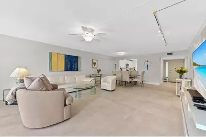 5743 Fairway Park Court #105, Boynton Beach, FL 33437 - Photo 11
