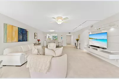 5743 Fairway Park Court #105, Boynton Beach, FL 33437 - Photo 13