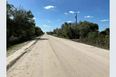 19025 NW 272nd Street, Okeechobee, FL 34972 - Photo 5