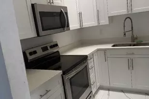 9804 NW 37th St, Sunrise, FL 33351 - Photo 7