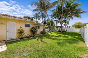1570 SW 10th St, Boca Raton, FL 33486 - Photo 21